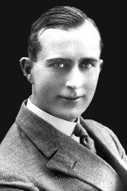 Gregory Scott as Hugo Drummond in The Green Caravan 1922