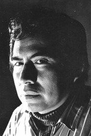 Ernesto Gómez Cruz as Professor Robles in Lost Objects 1992