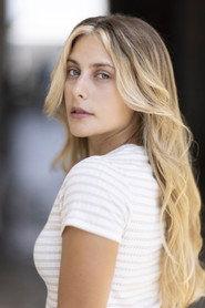 Miriam Cappa as Ilenia in Nei tuoi panni 2026