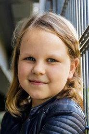 Viola Hinz as Meisis in Milk Teeth 2024