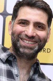 Sherveer Vakil as Lucky Xaxa in Welcome 2007