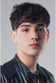 Adalto Gomes as Henrique in Como num piscar 