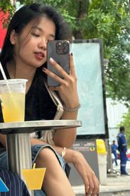Ponchawalai Thaweekarn as สาวนักวิ่ง in A Running Girl 2023