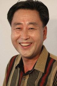 Im Yong-soon as Kim-hyeong in Silver Apricot 2025