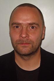 David Nathan as Narrator in Leonardo DiCaprio: Most Wanted! 2021