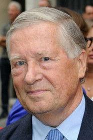Alain Duhamel as Self in 1974, une partie de campagne 2002