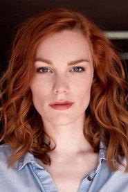 Jennifer Buschmann as Kira in The Fox - Beautiful and Dead 2019
