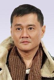Wang Hui as Liu Si (Falcon Buyer Underling) in No Man's Land 2013