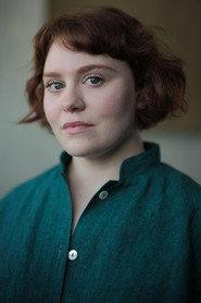 Thea Beyleveld as Apple in House Hunters 2024