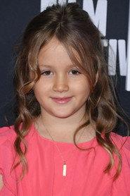 Sophia Kopera as Lisa Fabelman in The Fabelmans 2022