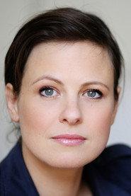 Elodie Colin as Mélanie Wicht in Noir comme neige 2021
