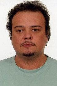 Grigoris Pimenidis as detective in The Loser Takes All 2002