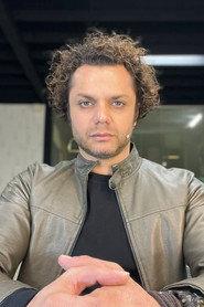 Arash Zellipour as Reza in Stockholm Syndrome 2024