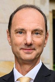 Thomas van Luyn as Himself in Mike & Thomas: De Mike & Thomas Kerstrevue
