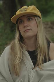 Lily Ledyard as Liv in Peach Pits 2024