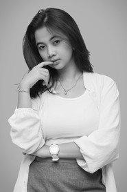 Rika Destrianti as Siswi in Jon Woles 