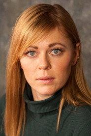 Sanne Sol as Hanne in Parade 2020