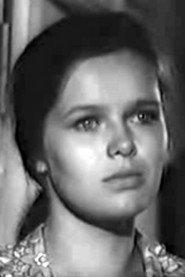 Viktoriya Smolenskaya as Настя in Silent Shores 1973