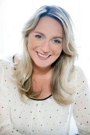Lisa Portengen as Janine in Rather Love 2003