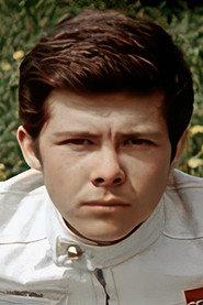 Vladimir Savin as Миша Копаныгин in Teens in the Universe 1975