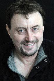 Fabrice Talon as Barthélémy Carrere in Le donjon des secrets 2026