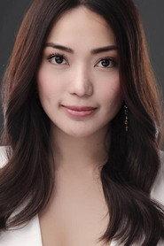 Alexis Navarro as Faye in The Maid In London 2018