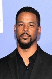 Gregg Wayans as Peter Silver in The Time Capsule 2018