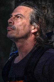 Alex De Sain as zichzelf in Beau Solo: Yukon 2024