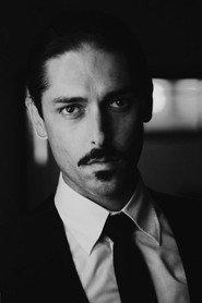 Pedro Bernardino as Governador-Civil in A Pedra Sonha Dar Flor 2024