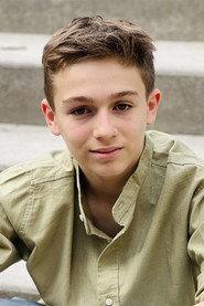 Ethan Chanelles as Jules in Un petit air de bonheur 2026