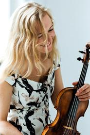 Marieke de Bruijn as Violin in The Analogues Perform The Beatles' Magical Mystery Tour 2016