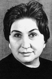 Sofa Basirzade as Jamila in Four Sundays 1974