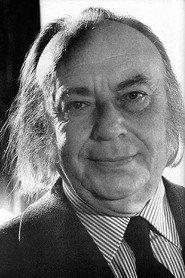Gyula Hernádi as Self - Jancsó's segment in From Europe Into Europe 2004