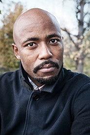 Lukhanyo Bele as Jabulani Nkosi in Copposites 2012