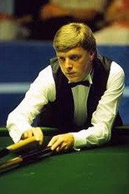 Mike Hallett as Self in Steve Davis Presents: The Greatest Snooker Trickshots