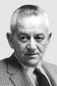 William Wyler as Self (archive footage) in Five Came Back 2017