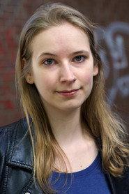 Lina Ludwig as Hanna in Signals