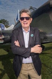 Paul Beaver as Defence and Aerospace Consultant in The Visit: An Alien Encounter 2015