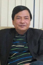 Quốc Anh as Hùng in Providence 1998
