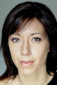 Estelle Simon as La vétérinaire in Pif, Behind the gimmicks 2015