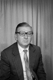Fehmi Hoshafi as Punonjës shkencor in Why Are the Drums Rumbling? 1969