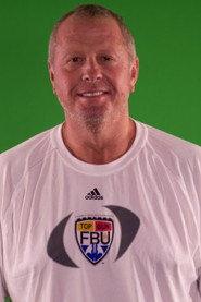 Sean Salisbury as Brad in The Benchwarmers 2006