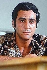 Mohamed Lotfi as Kamal in Mothers in Exile 1981