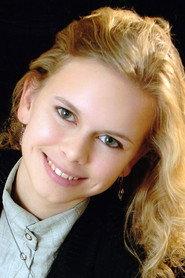 Anastasia Zurkalova as Masha in Women's Intuition 2003