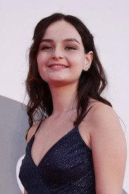 Susanna Piraino as Young Lia in The Macaluso Sisters 2020