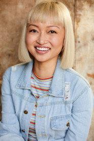 Tiffany Kieu as Kirsten in The Blonde Experiment 2020