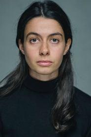 Beatriz Maia as Filha da Sra. Vieira in Amelia’s Children 2024