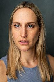 Michelle Fahrenheim as Chloe in Everyone Does It 2025
