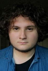 Nicolò Galasso as Antonio in Ciao rakas! 2025