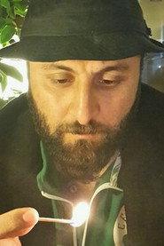 Halil Ahmet Gökaydın as Bakkal Metin in Umut Apartmanı 2016